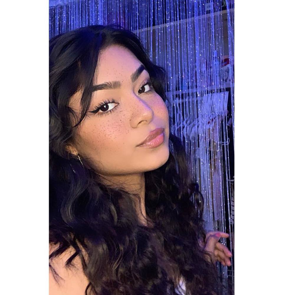 Meet your Posher, Leslie